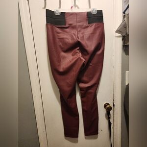 Simply Vera Wang Faux Leather Leggings